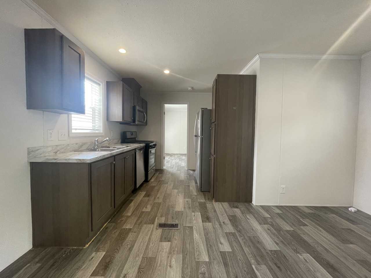 15862 Villaire Avenue #460 - Photo 6 of 25