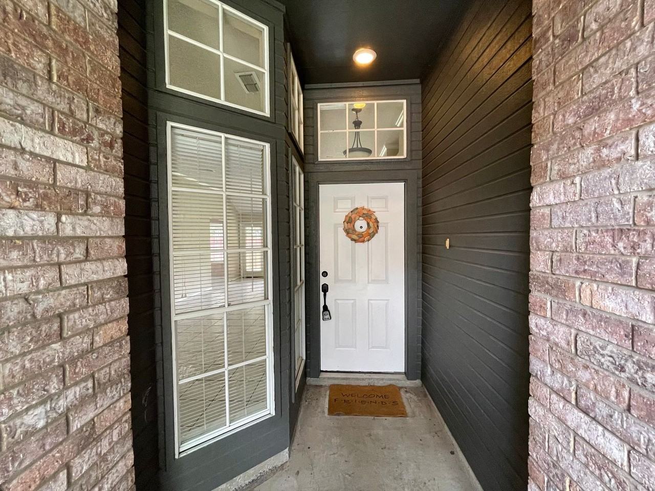 2400 Yellowhammer Ave - Photo 2 of 14