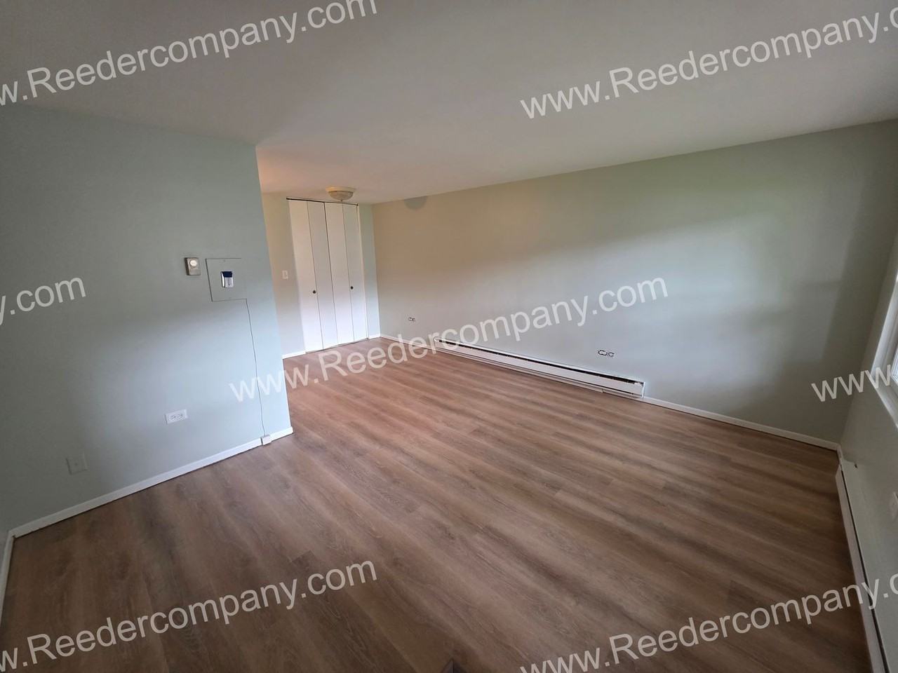 8801 Schneider Ave #4 - Photo 2 of 10