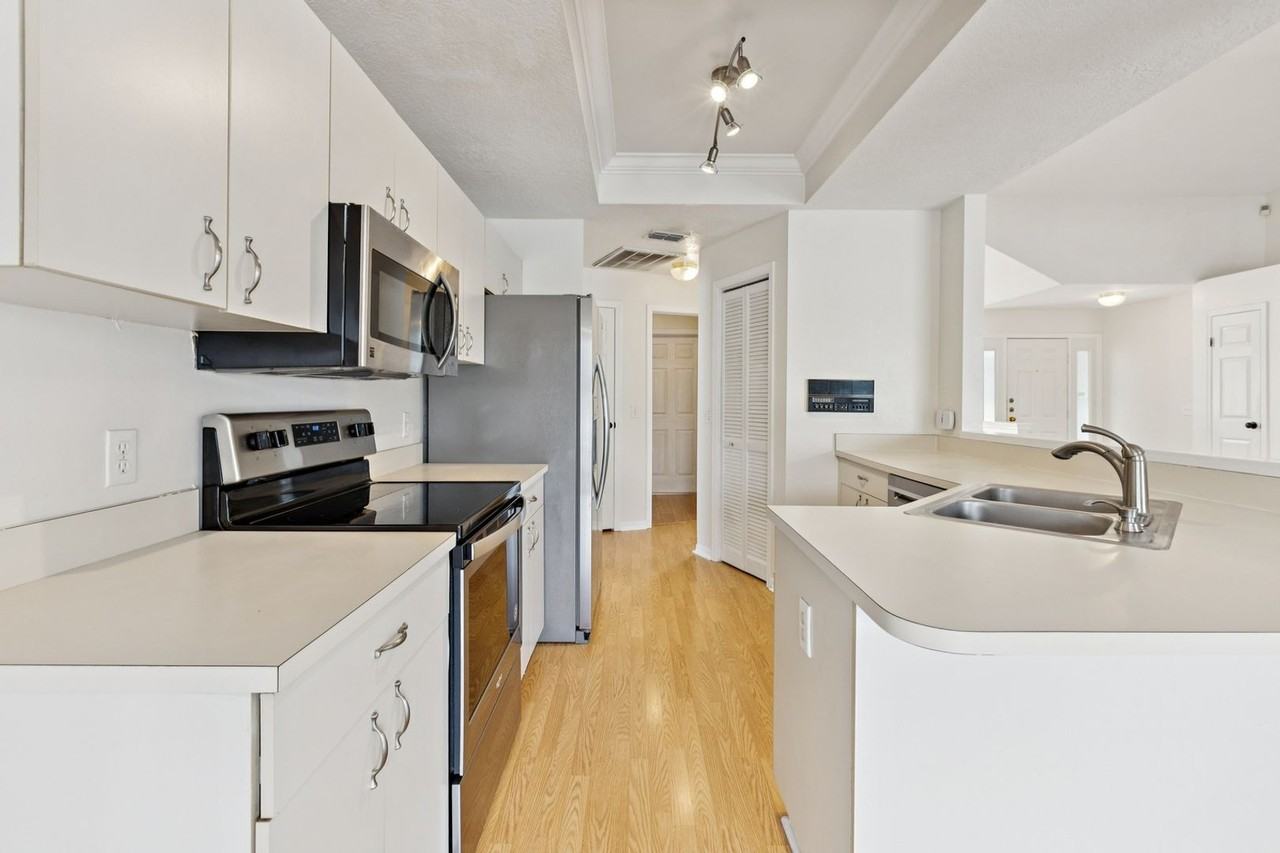 2313 Foggy Ridge Pkwy - Photo 6 of 41