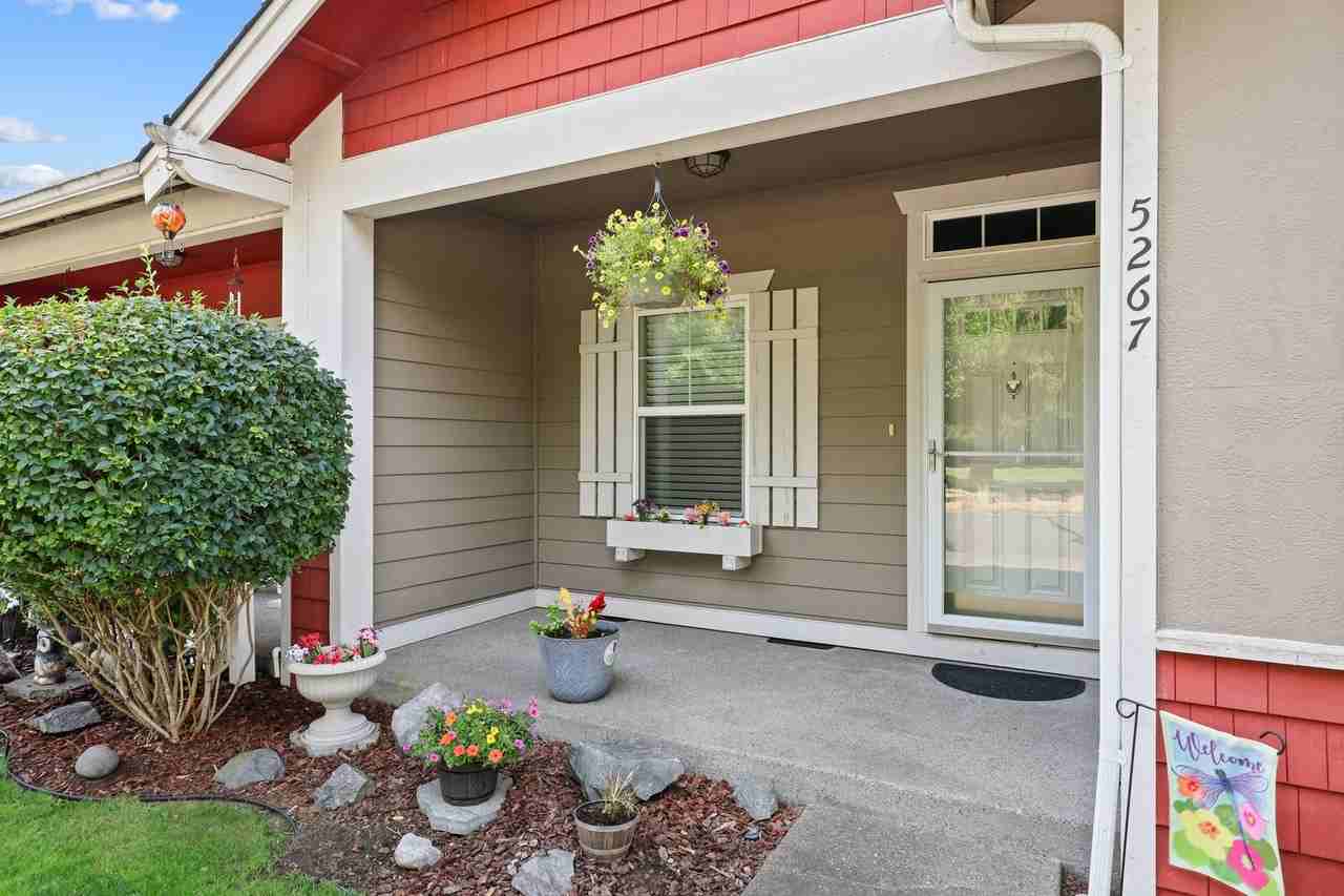 5267 66th Ave Se - Photo 3 of 30