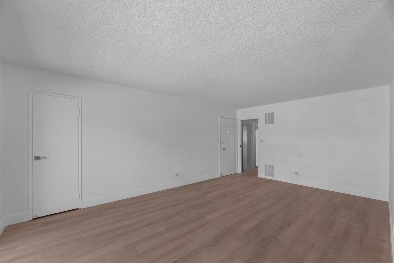 TALA Local at 1301 Havenhurst - Photo 6 of 23