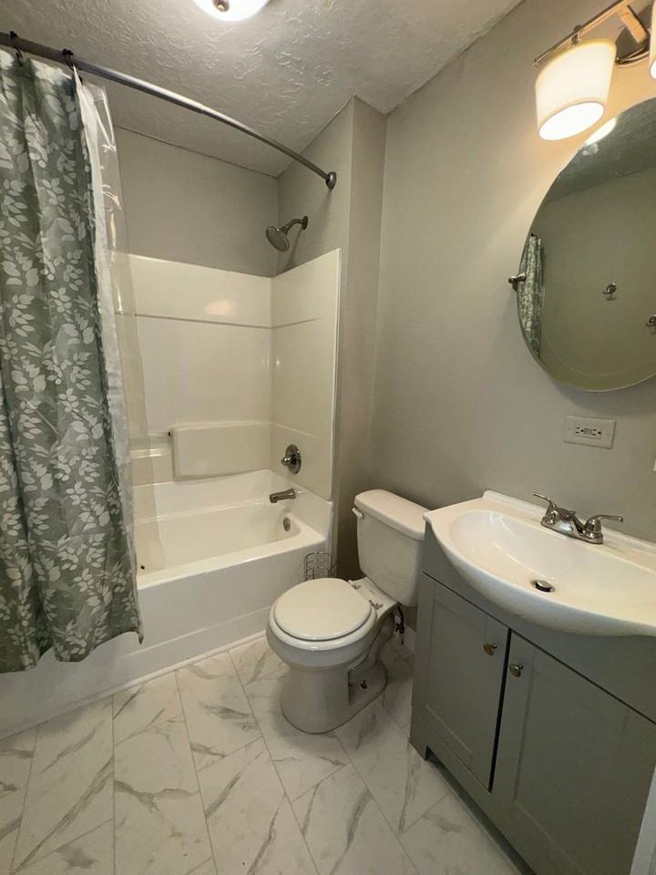 306 N 32nd St - Photo 6 of 17
