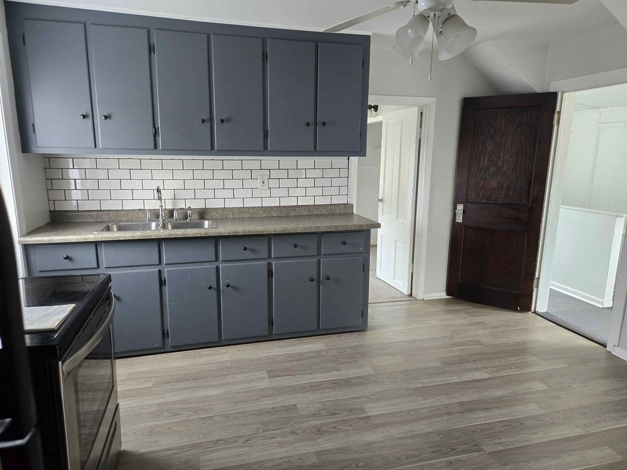 2042 Crescent Ave - Photo 3 of 20