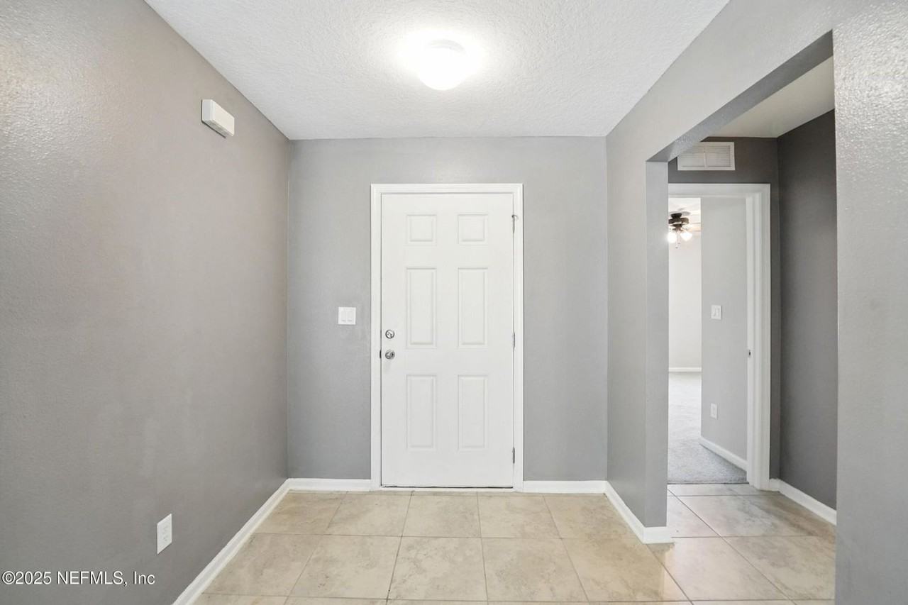 11624 Palladio Way - Photo 2 of 15