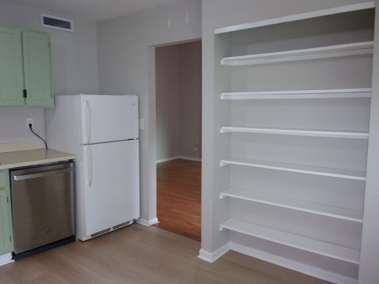 1642 Hunters Trl - Photo 6 of 26