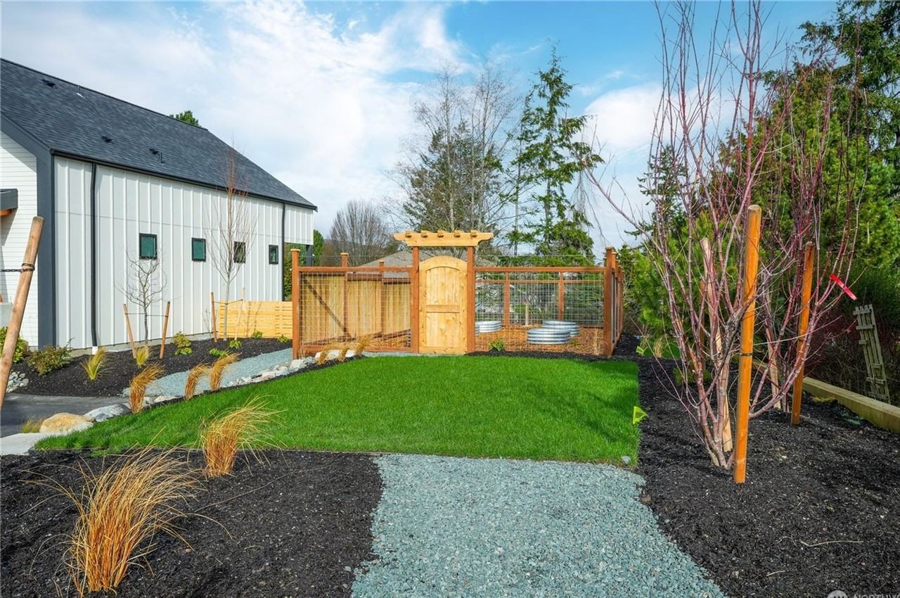 3917 Crosswinds Ct - Photo 5 of 22