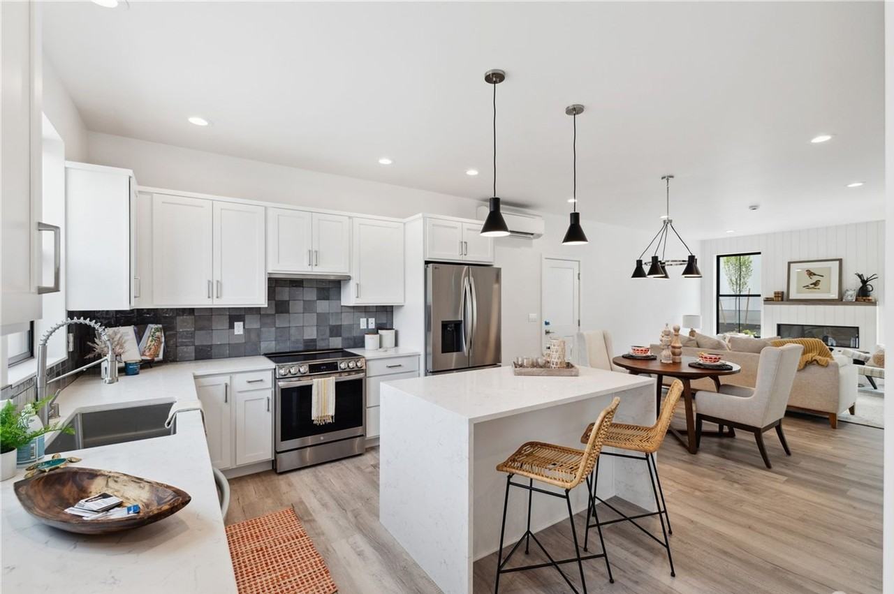 3917 Crosswinds Ct - Photo 7 of 22