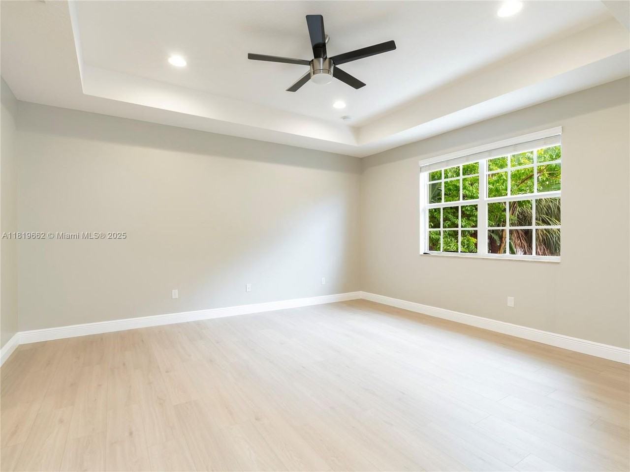 2028 Sw 16th Ter - Photo 7 of 12