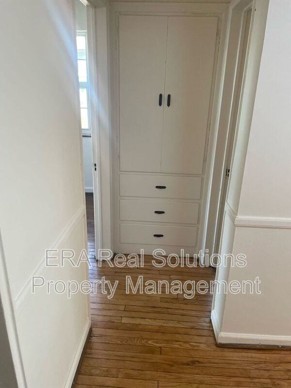 345 Mayfair Blvd - Photo 5 of 8