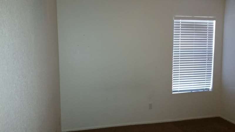 2760 N. Salem - Photo 2 of 5