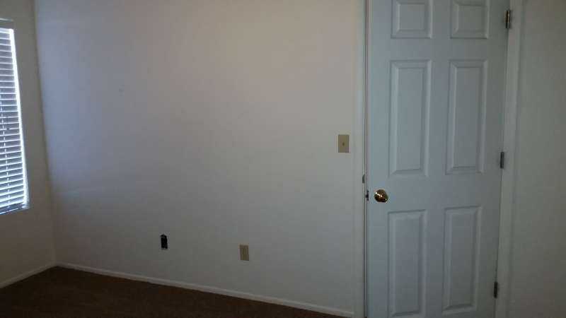 2760 N. Salem - Photo 3 of 5