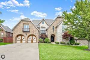 featured image of 5106 S Sloan Cir