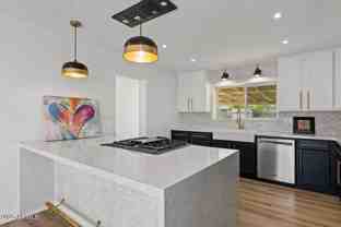 5237 E Windsor Ave - Photo 1 of 1