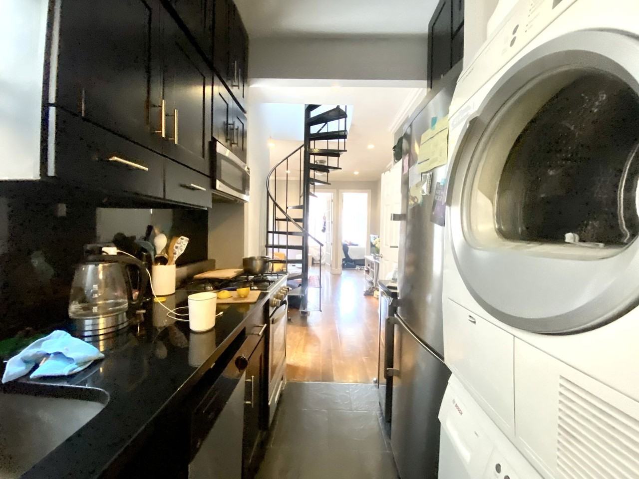 E 28th St #C15 - Photo 7 of 8