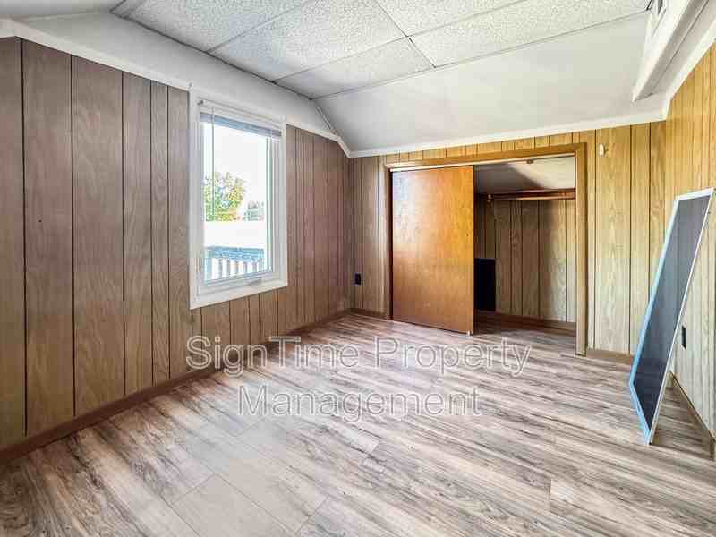 792 Frederick St #10 - Photo 4 of 8