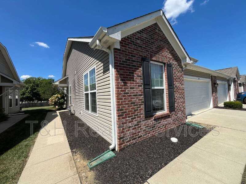 644 N Grant St - Photo 3 of 15