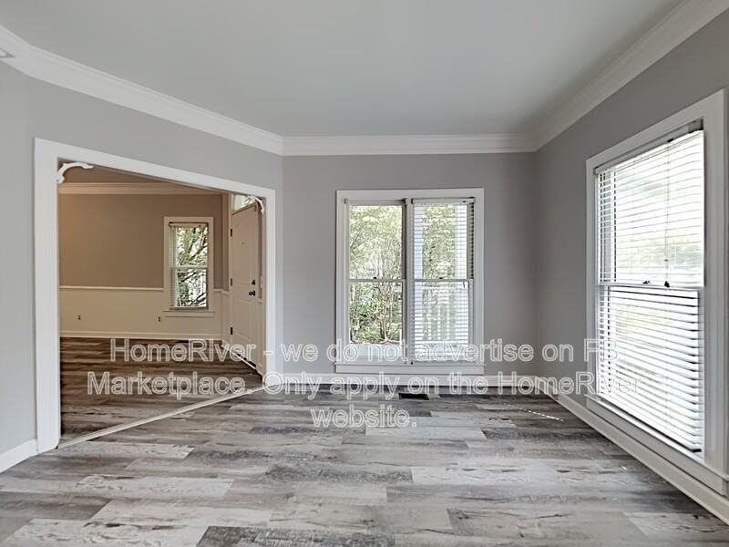 313 Brook Hollow Dr - Photo 2 of 27