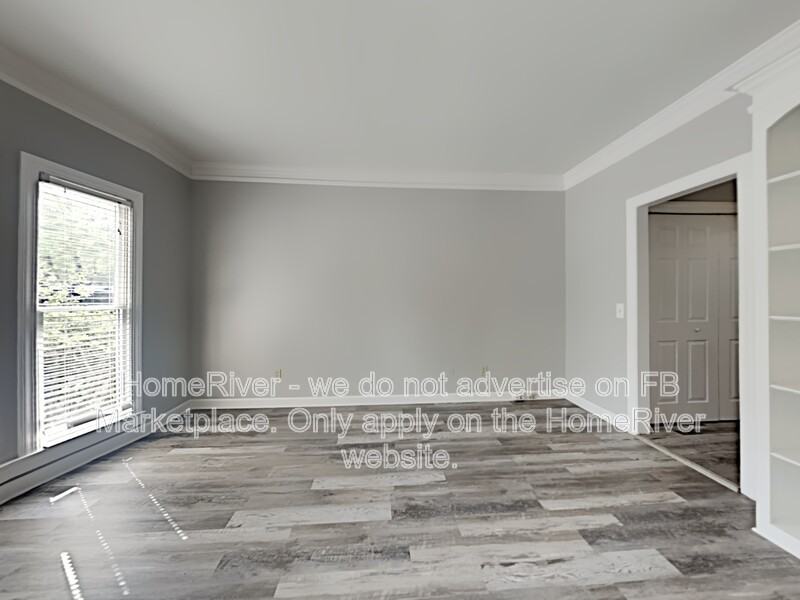 313 Brook Hollow Dr - Photo 3 of 27