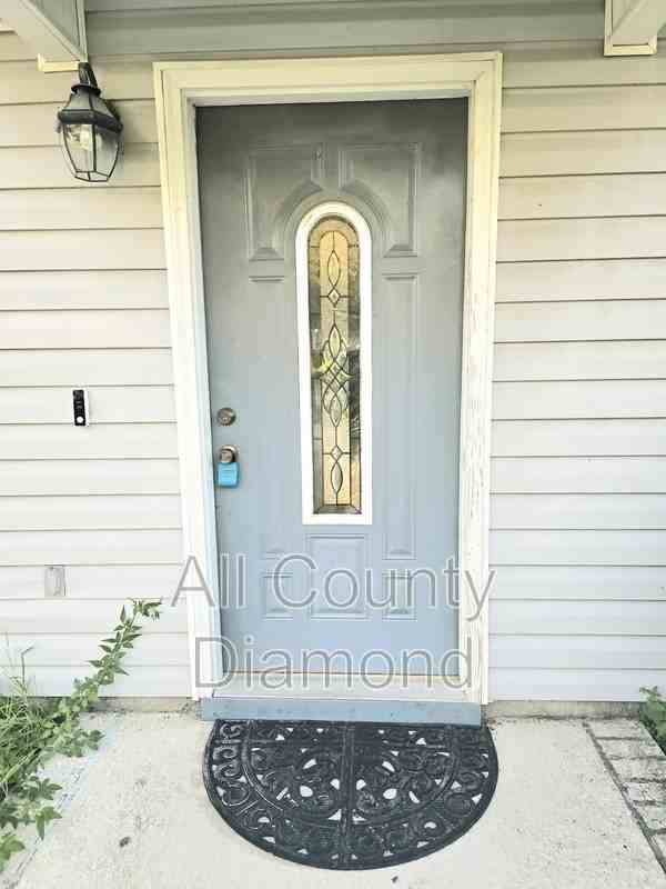 1913 Laurel Ave #A - Photo 2 of 19