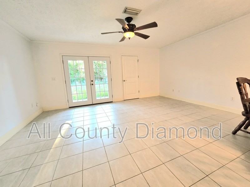 1913 Laurel Ave #A - Photo 6 of 19