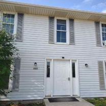 2421 Camelot Blvd - Photo 1 of 1