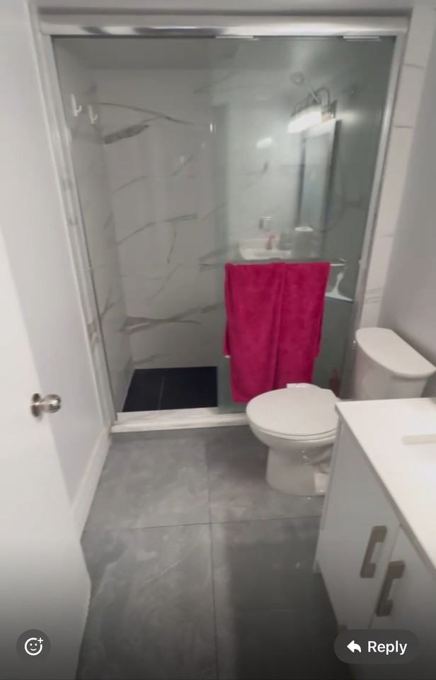 13827 100 Ave - Photo 5 of 8