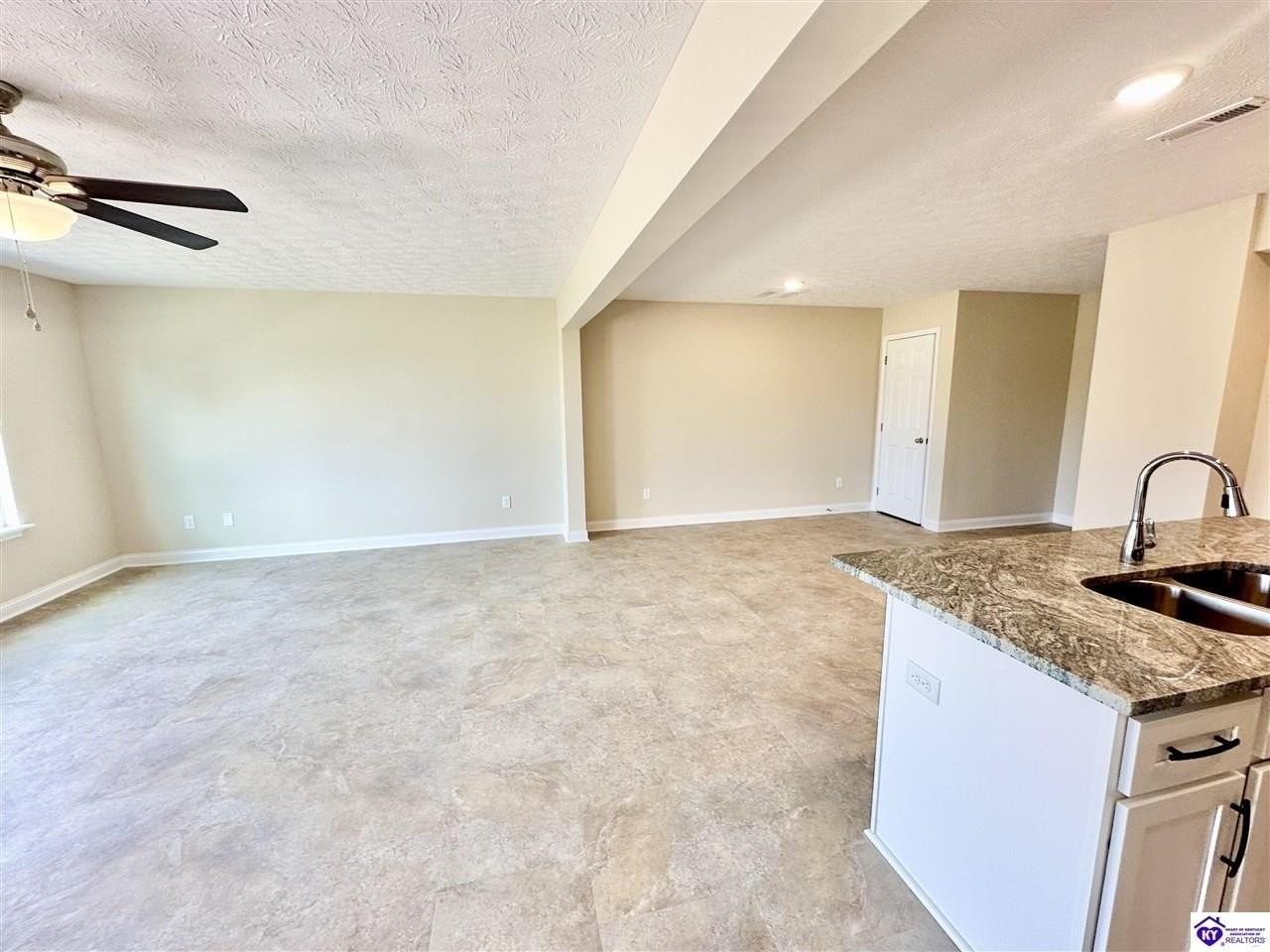 214 Dixon Cir - Photo 6 of 13