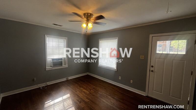 3914 Wales Ave - Photo 2 of 9