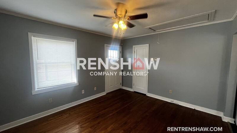 3914 Wales Ave - Photo 3 of 9