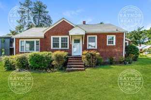 1925 Washington St - Photo 1 of 1