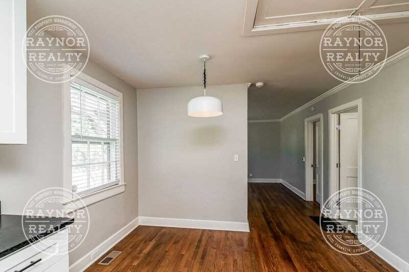 1925 Washington St - Photo 2 of 16