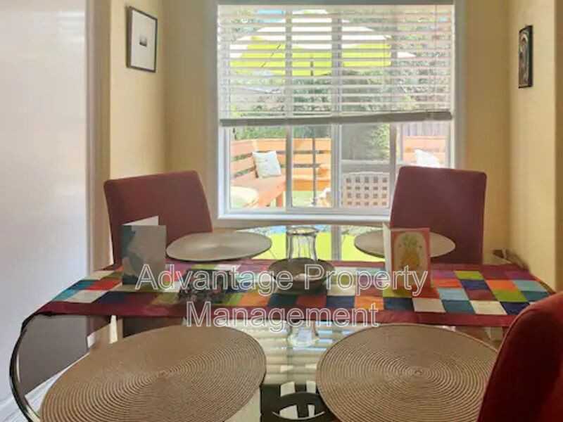 1622 Sw Country Club Pl - Photo 6 of 22