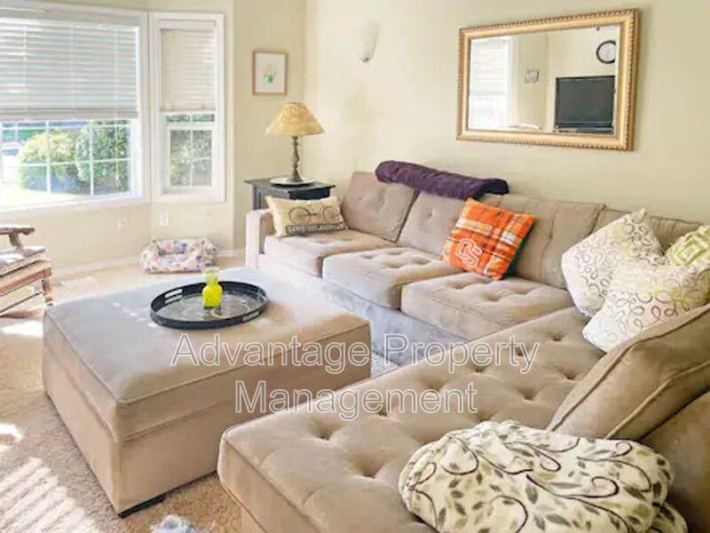 1622 Sw Country Club Pl - Photo 7 of 22