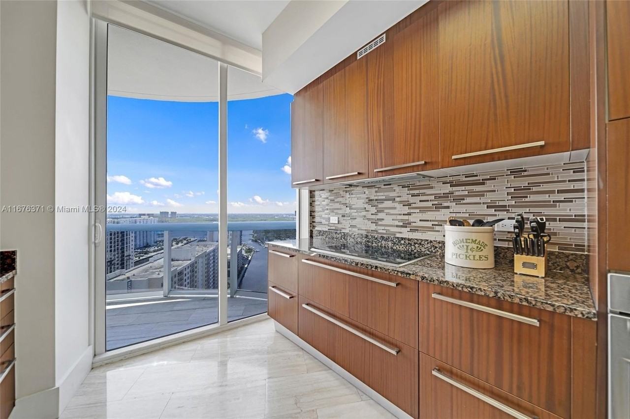 (address hidden) - Photo 4 of 31