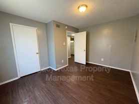 1712 Short St #B - Photo 1 of 1