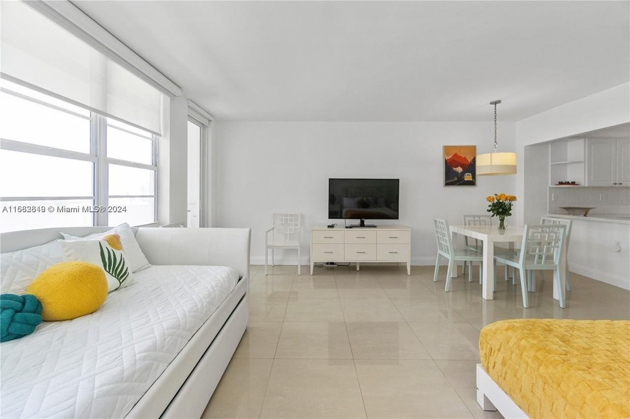 (address hidden) - Photo 2 of 18