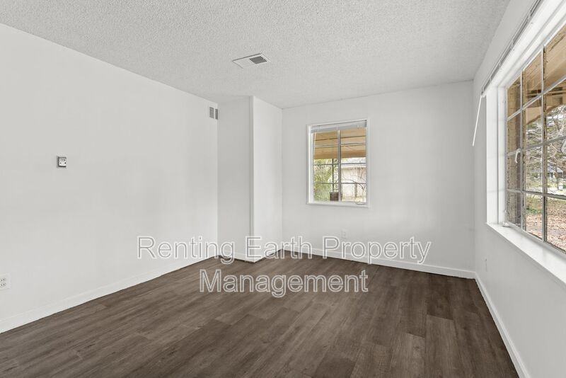 1245 Rayfield Drive - Photo 6 of 14