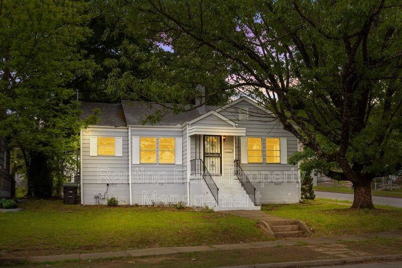 1001 Valley Road Place