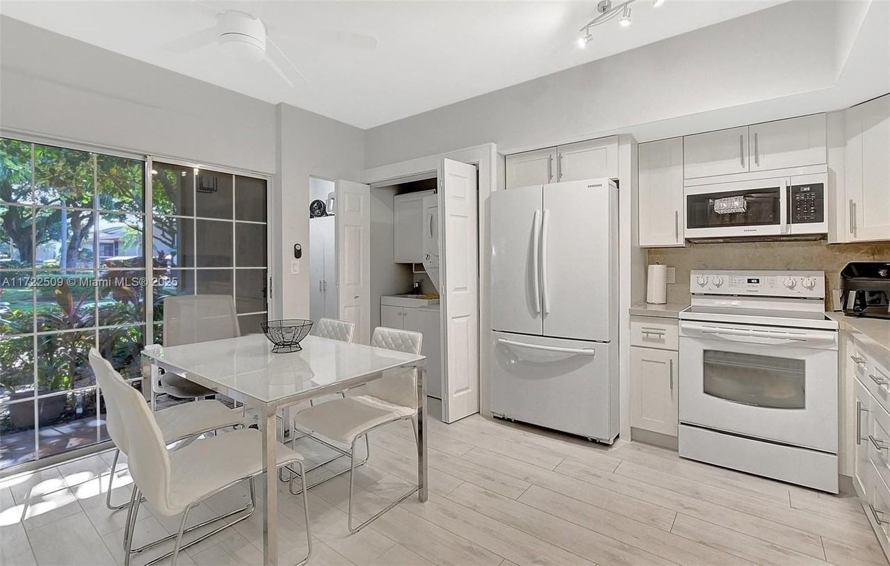 (address hidden) - Photo 2 of 32