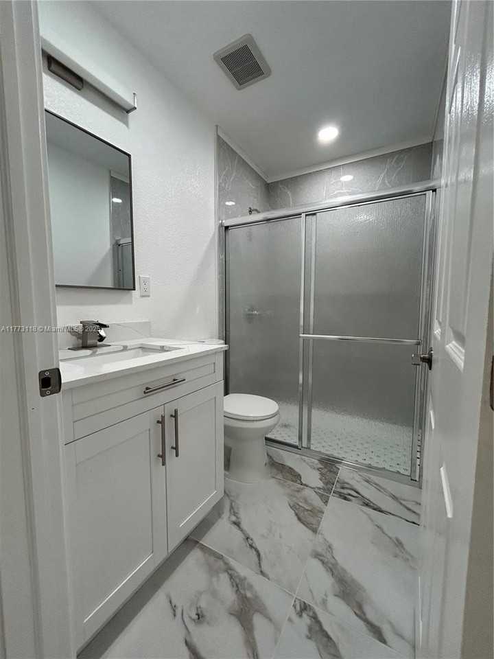 670X Sw 28th Rd #1 - Photo 7 of 9