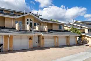 556 Observatory Dr - Photo 1 of 1