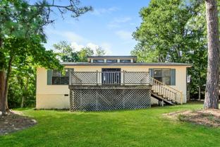625 Hampton Cir - Photo 1 of 1