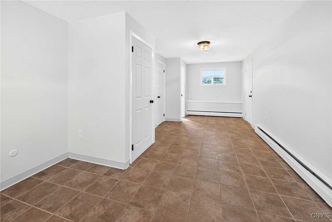 4114 Wetzel Rd - Photo 3 of 32