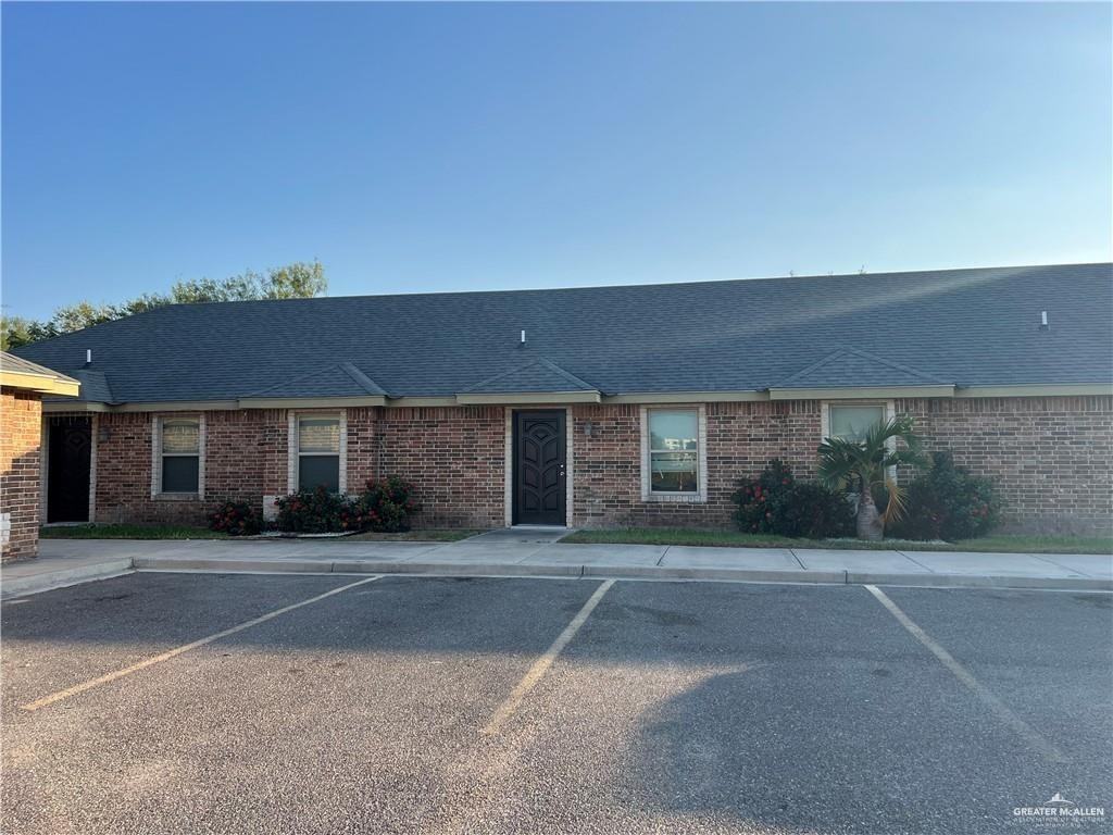 1301 W Kennedy St - Photo 2 of 12