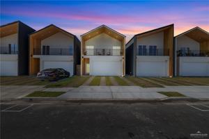 featured image of 2625 Warbler Ave