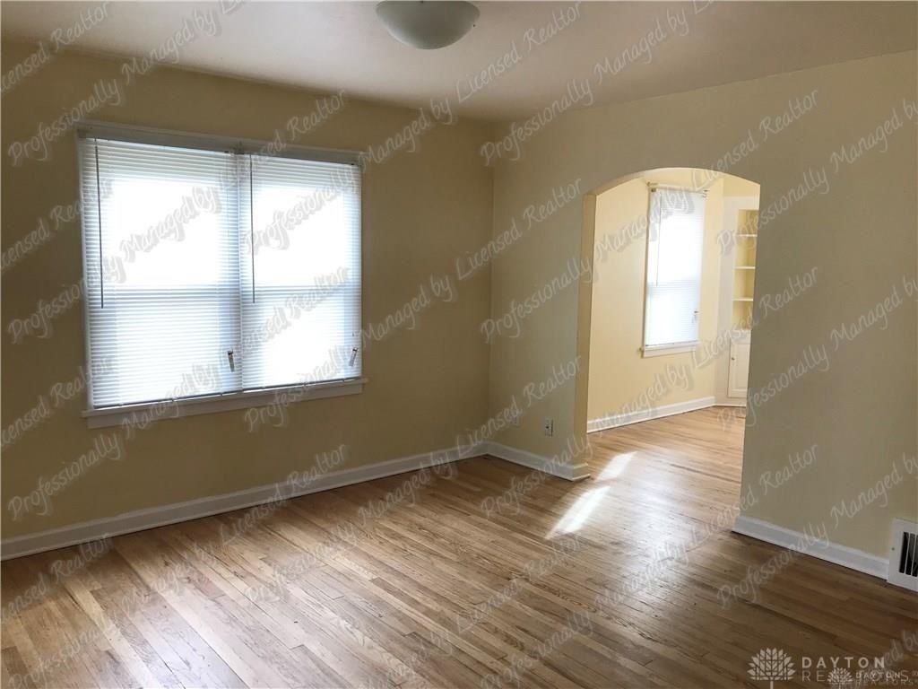 2318 Woodburn Ave - Photo 3 of 13