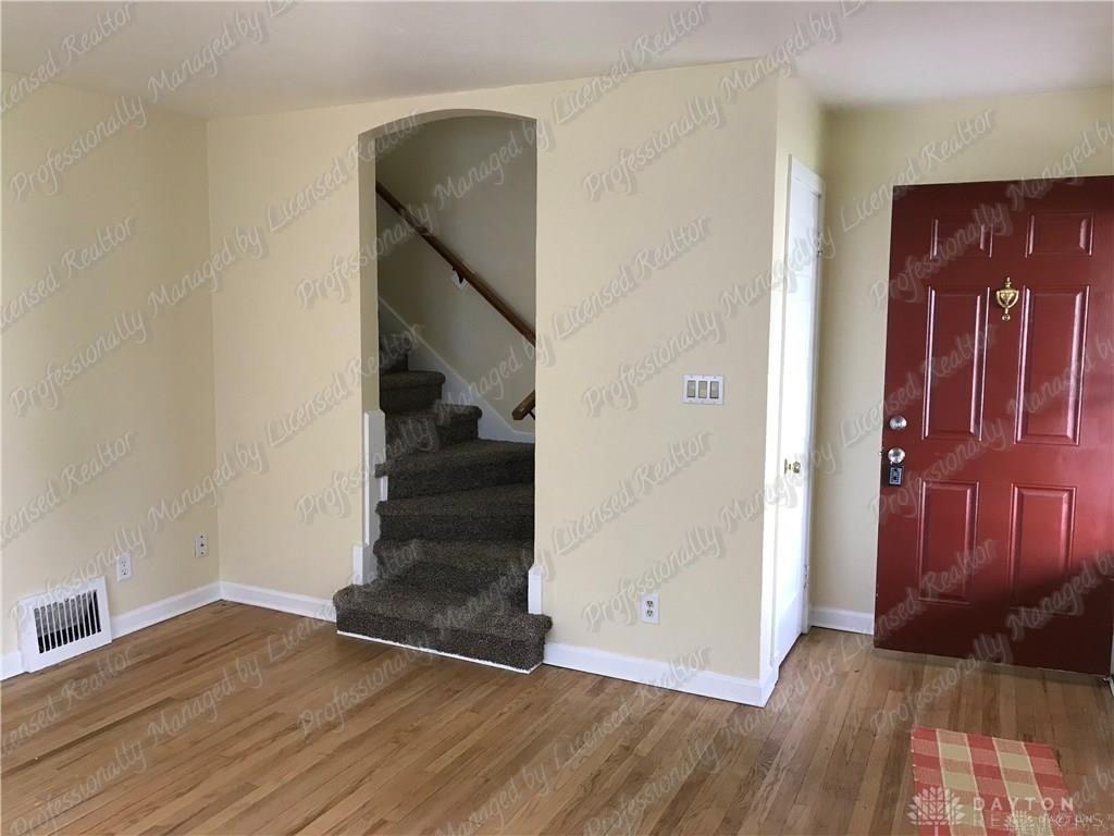 2318 Woodburn Ave - Photo 4 of 13