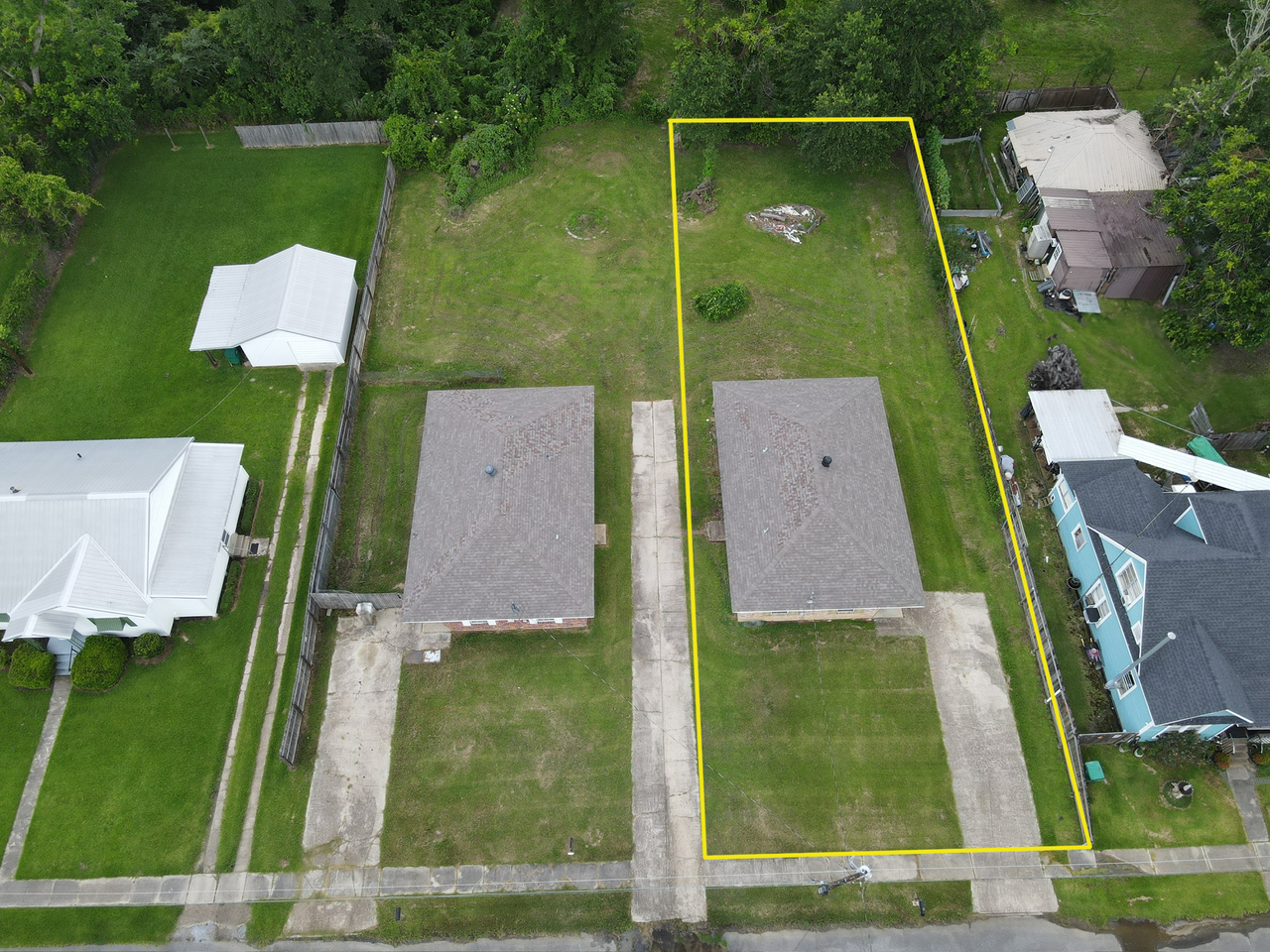 310 Coffee St - Photo 5 of 11