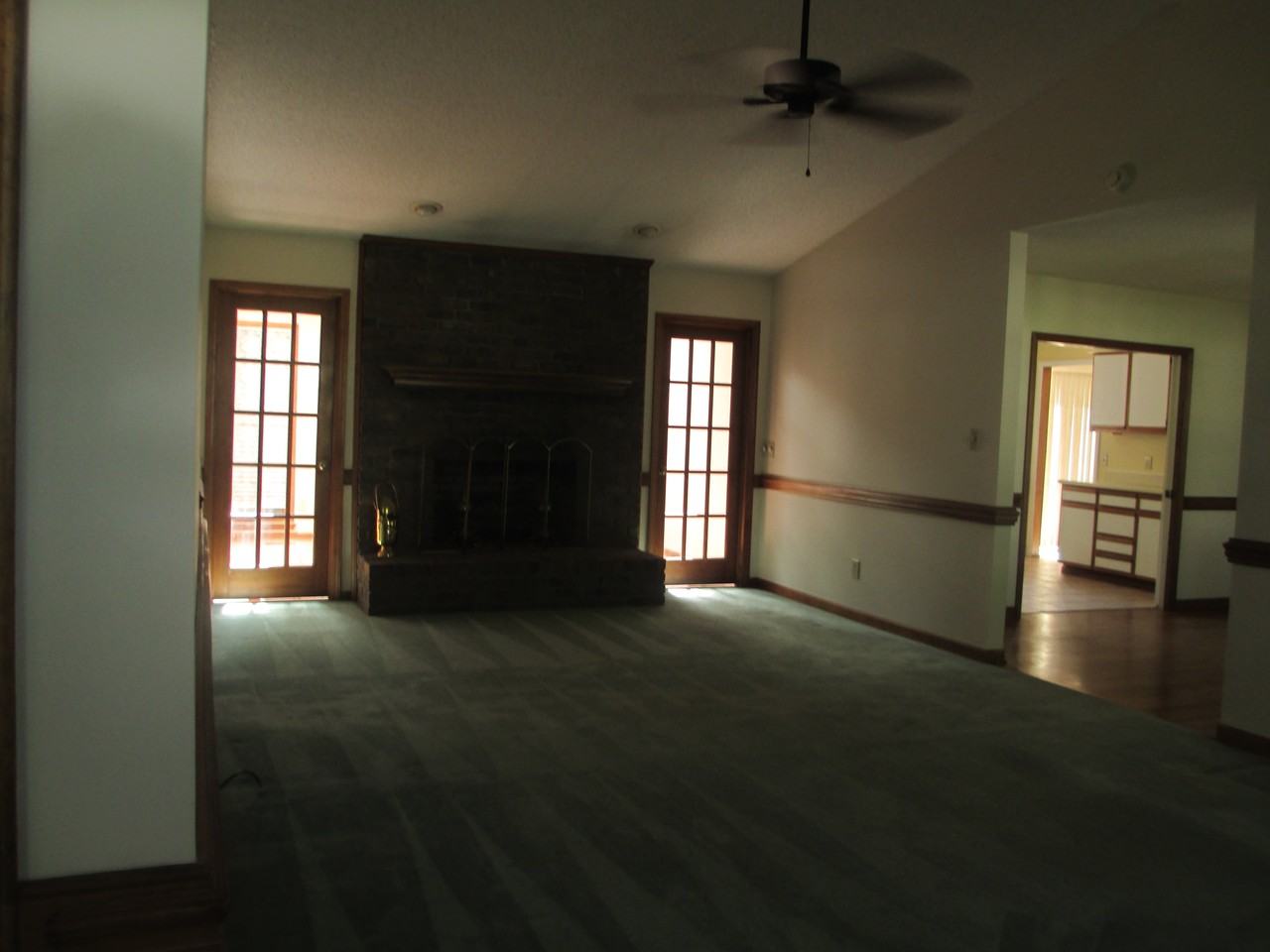 115 Norbury Dr - Photo 2 of 19